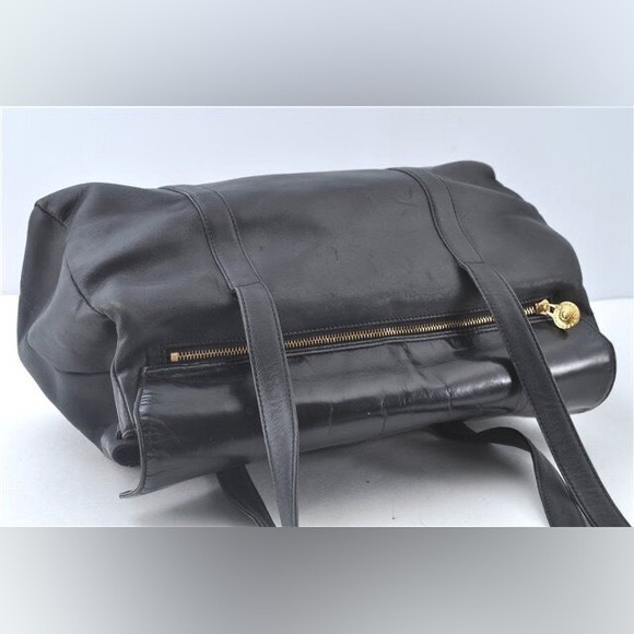 GIANNI VERSACE • AUTHENTIC VINTAGE BLACK GENUINE LEATHER SUNBURST LARGE TOTE BAG - Picture 4 of 16